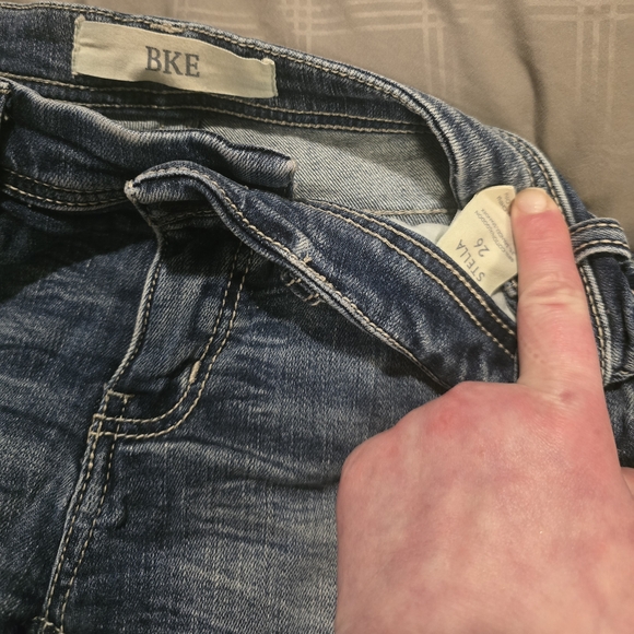 BKE Distressed Denim Shorts - Picture 2 of 12